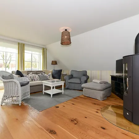 Haus Sturmmoewe Waldstrasse *